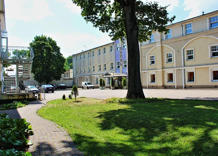 Nb Hotel With Free Parking Riga