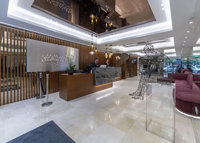 Polis Grand Hotel Athen