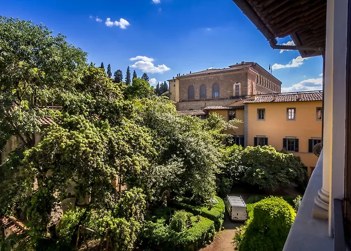 Hotel La Scaletta Al Ponte Vecchio Florenz