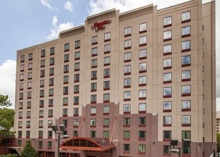 Hampton Inn New York - LaGuardia Airport