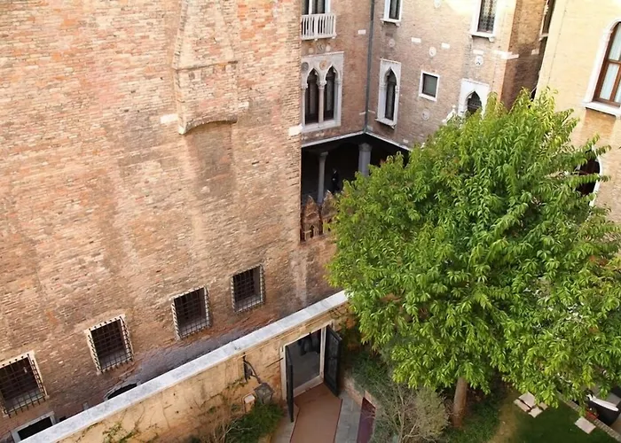 Pesaro Palace Venedig