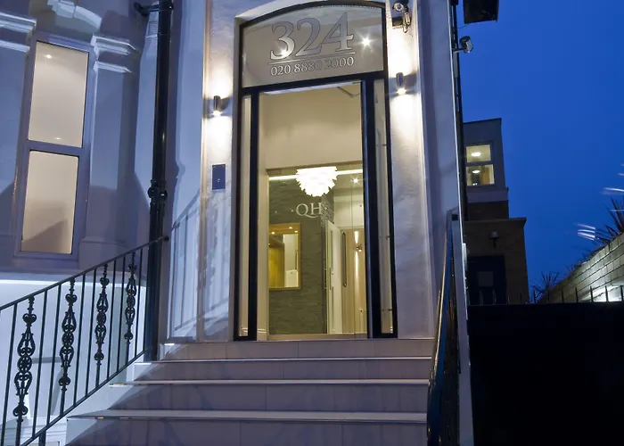 Queens Hotel London