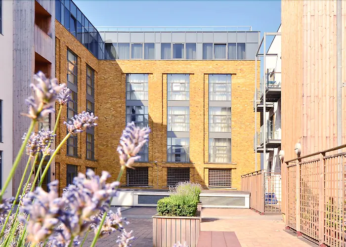 Axiom Park Hotel London