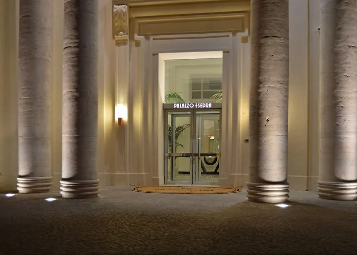 Hotel Palazzo Esedra Neapel