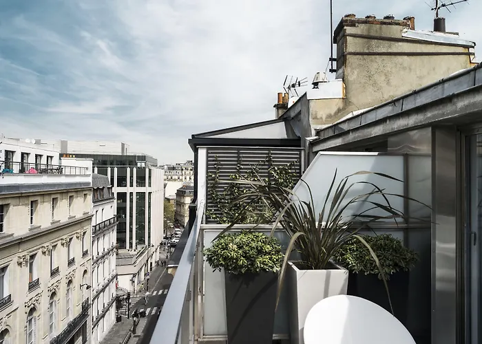 Hotel Ekta Champs Elysees Paris
