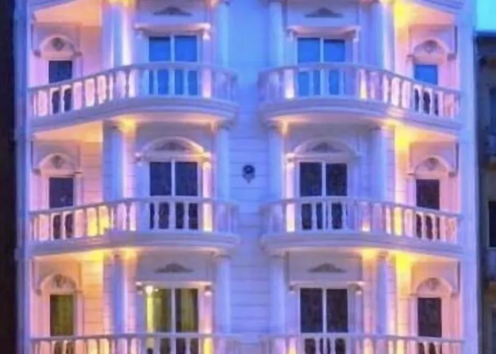 Darkmen Hotel 2 Istanbul