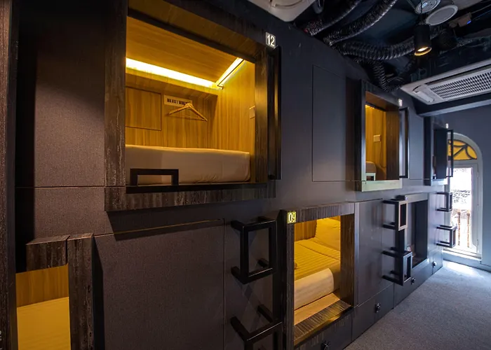 Cube Boutique Capsule Hotel At Chinatown Singapur
