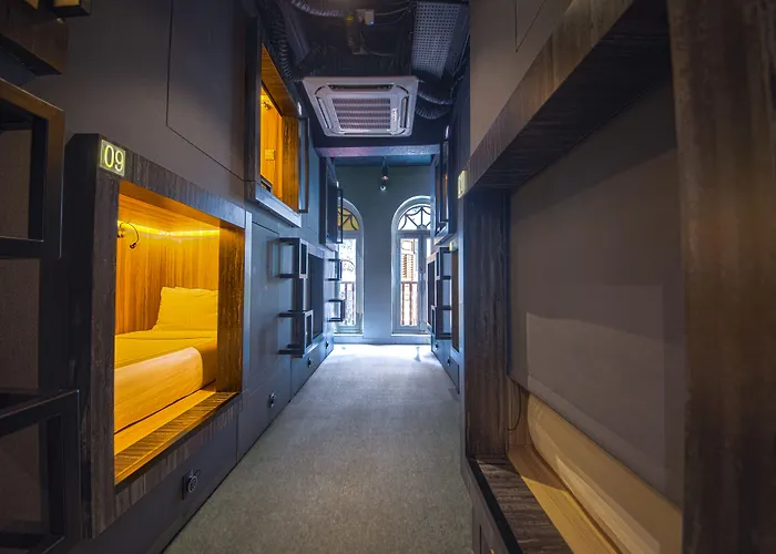 Cube Boutique Capsule Hotel At Chinatown Singapur