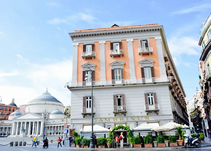 Relais Piazza Del Plebiscito B&B Neapel