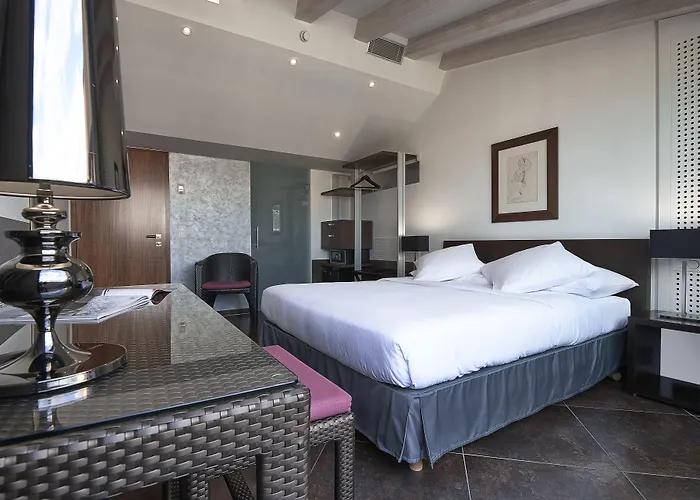 Hotel D'Alleves Genf