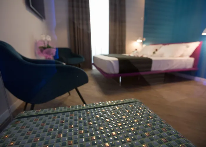 Ara Suite Rom