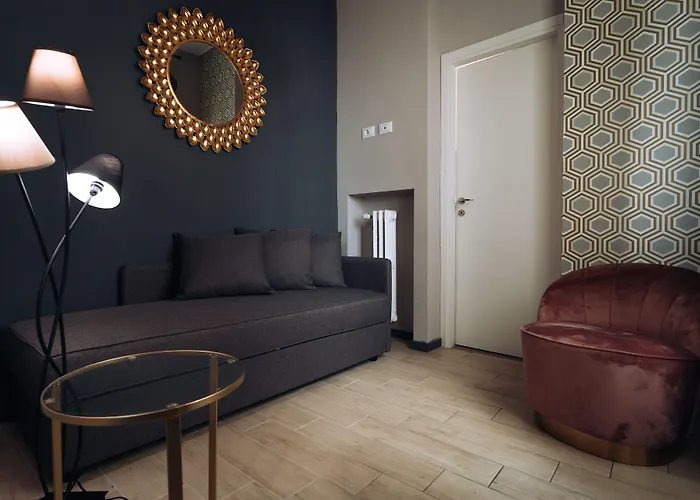 Mi Hotel Home Rom