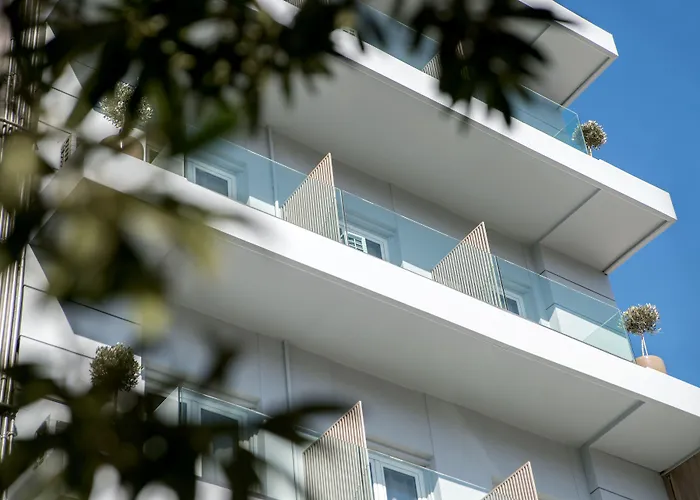 Hotel The Convo Athens Riviera
