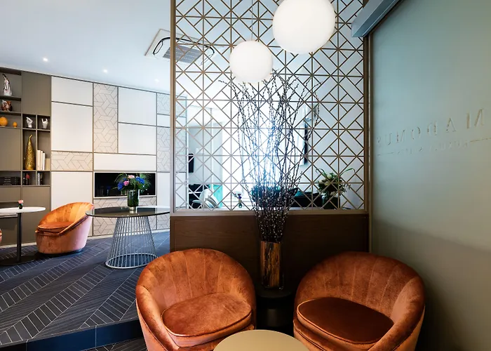 Amadomus Luxury Suites Neapel