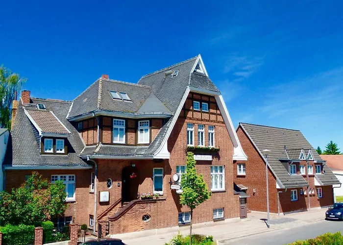 Hotel & Pension Villa Camenz Güstrow
