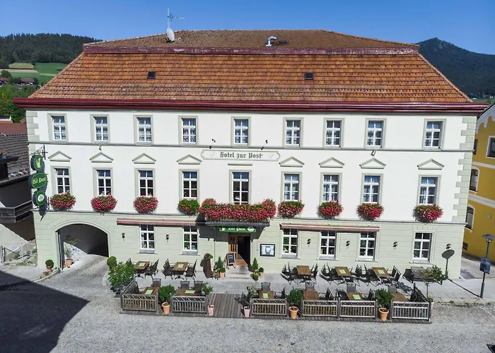 Hotel zur Post Lam