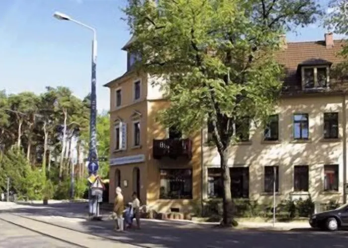 Pension an der Pillnitzer Schlossfähre Dresden
