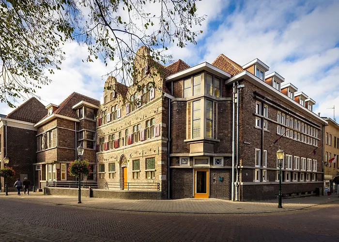 Stadsherberg Ald Weishoès - Hostel Venlo