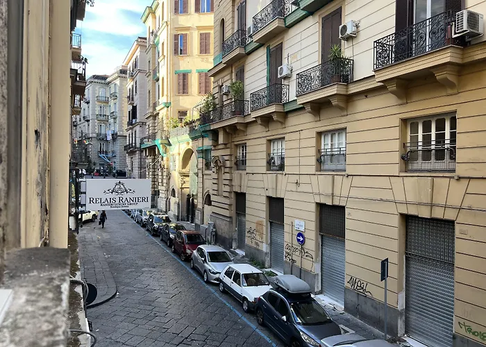 Bed and Breakfast Relais Ranieri Neapel