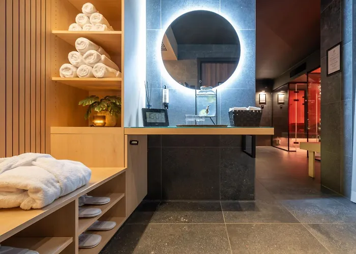 One Two Four - Hotel & Spa Gent