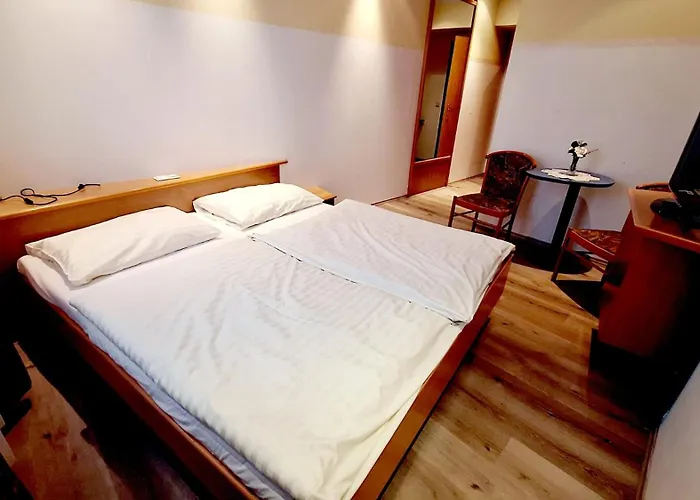 Rauchkuchl CenterCourt Hotel Graz