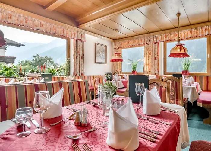 Pension Almrausch Neustift im Stubaital