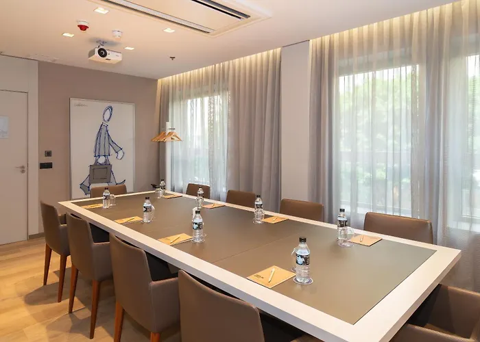 Hotel Sh Colon Valencia