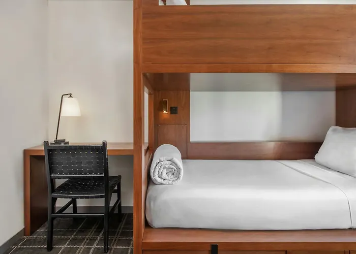 Found Hotels, Santa Monica, Series By Marriott Los Angeles