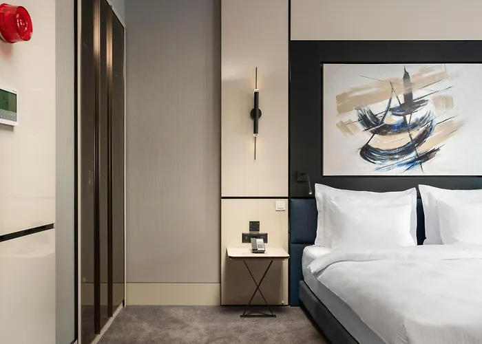 Hotel Crowne Plaza Istanbul Tuzla Viaport Marina By Ihg