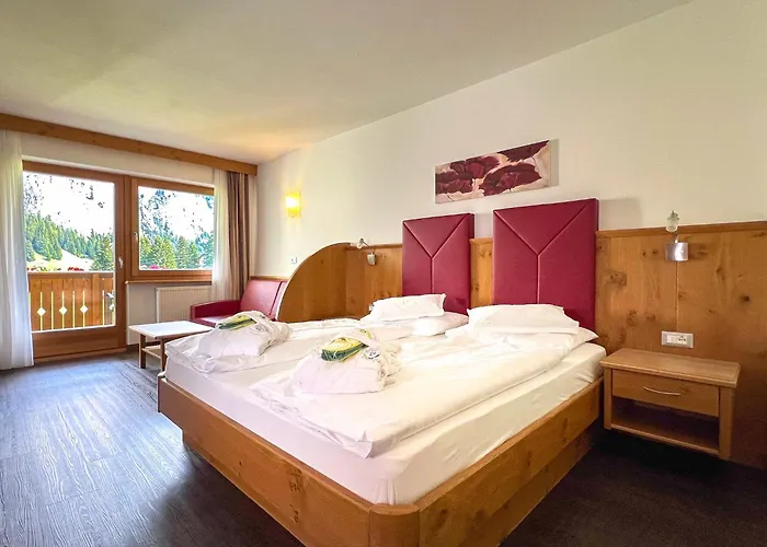 Garni Hotel Bel Vert Wolkenstein in Gröden