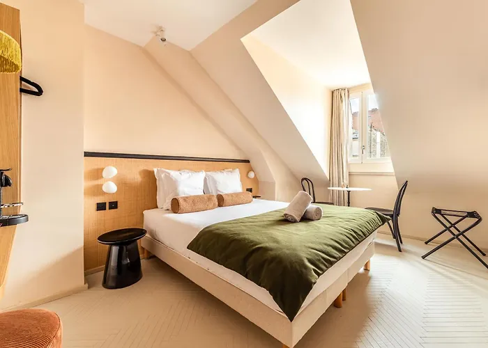 Maison Traversiere Paris