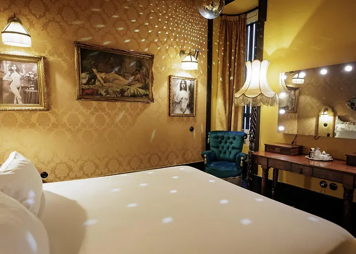 Pensao Amor Madam'S Lodge Lissabon