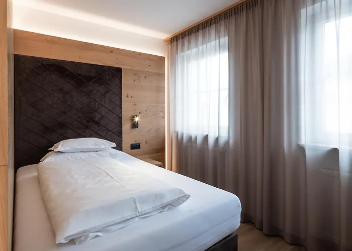 Hotel Blitzburg Bruneck