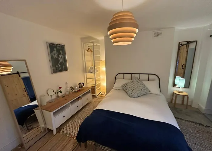 Central Victorian House London