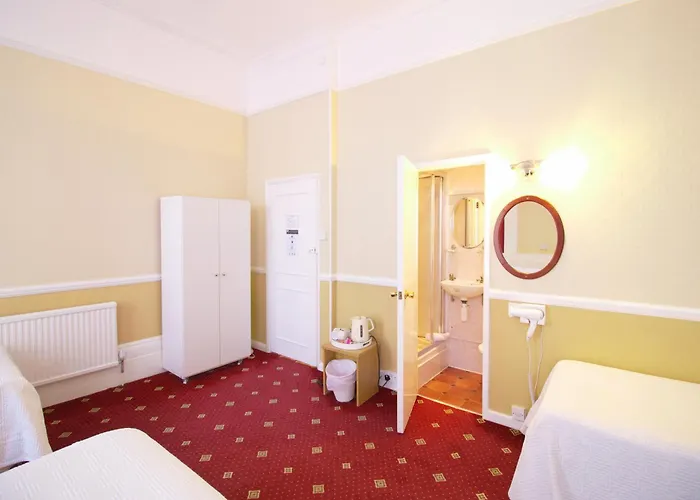 Balmoral House Hotel London