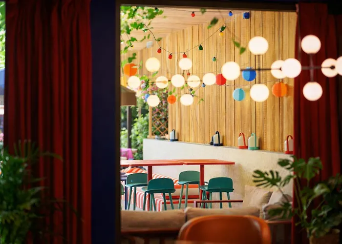 Clapclap Hotel, Food & Bar Straßburg