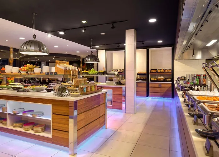 Moevenpick Hotel Amsterdam City Centre