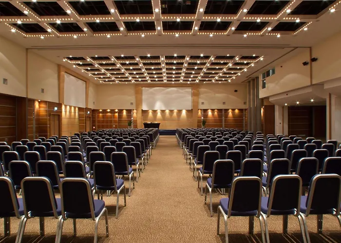 Novotel London West