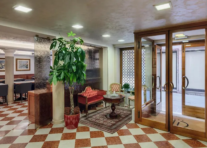 Hotel Commercio & Pellegrino Venedig