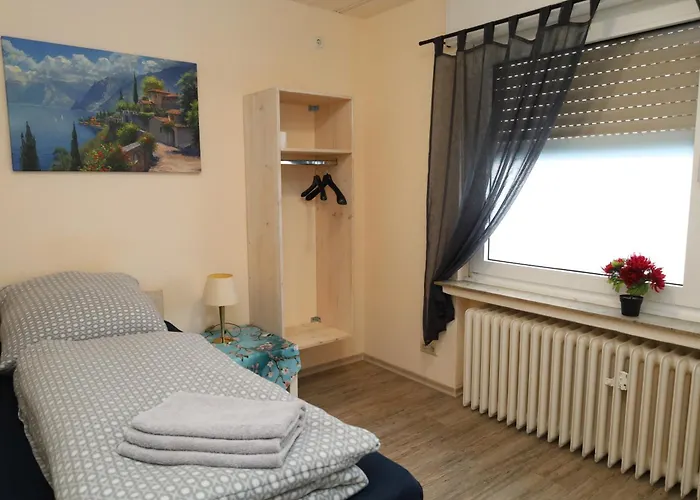 Pension Highway - Bielefeld Senner Hellweg 227