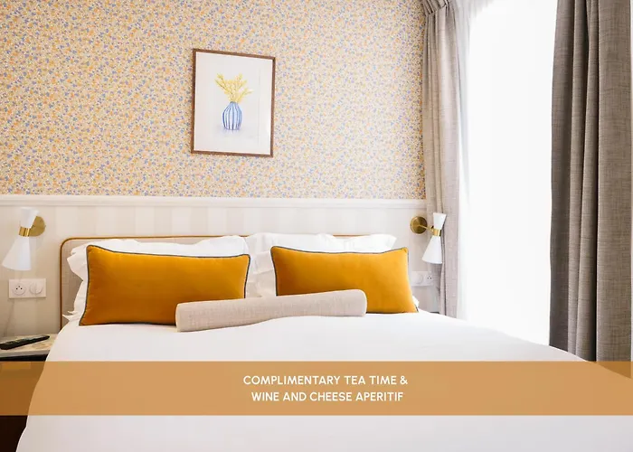 Hotel Joli Mome Paris