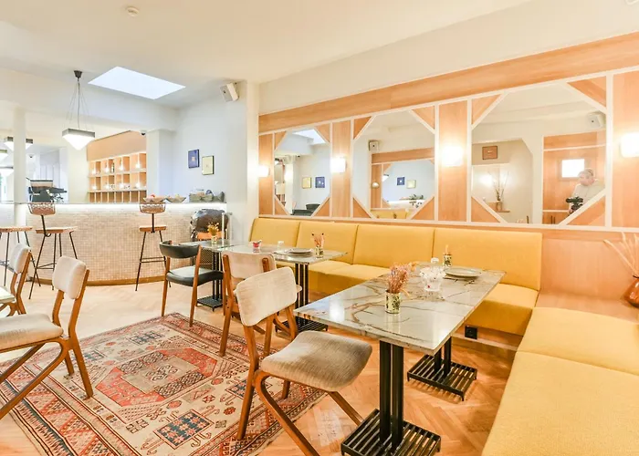 Hotel Habituel Paris
