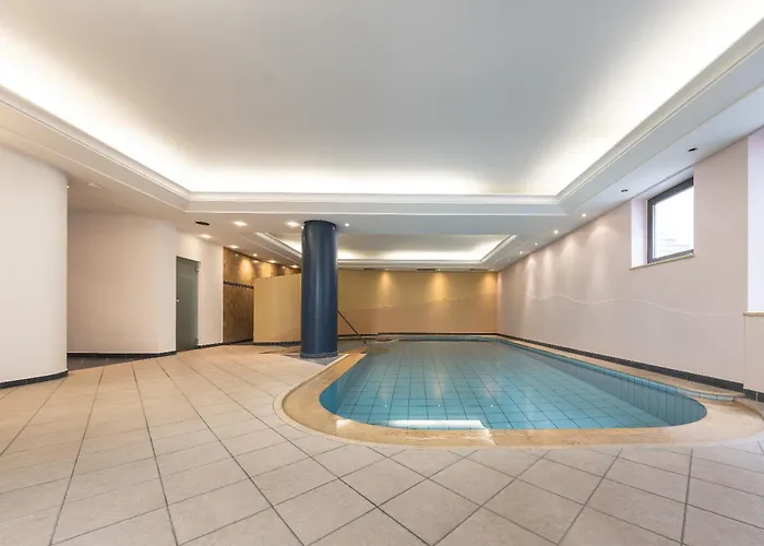 Hotel Paradies Algund