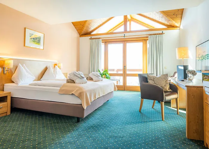 Hotel Das Gastein - ganzjährig inklusive Alpentherme - Sommersaison 2022 zusätzlich inklusive Gasteiner Bergbahnen Bad Hofgastein