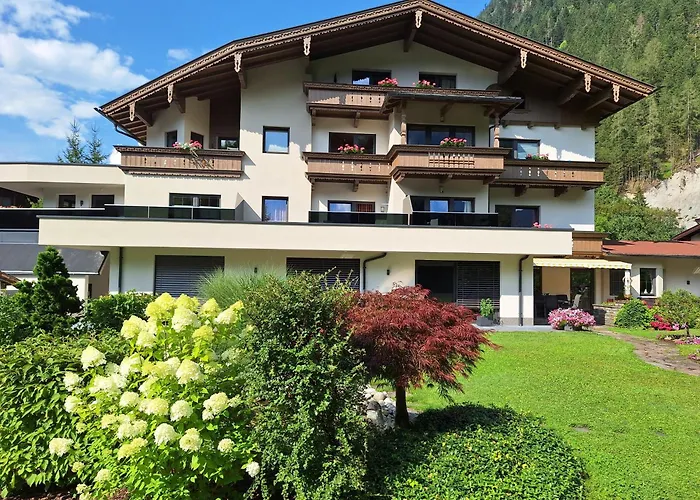 Hotel Garni Erler Mayrhofen