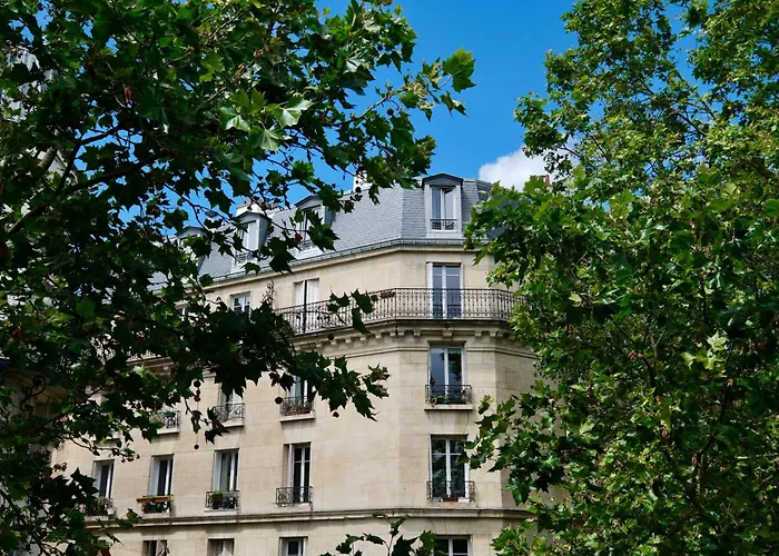 Hipotel Paris Gambetta Republique