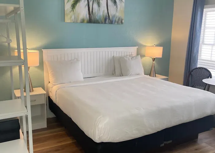 Bed and Breakfast Nyah - Adult Exclusive Key West