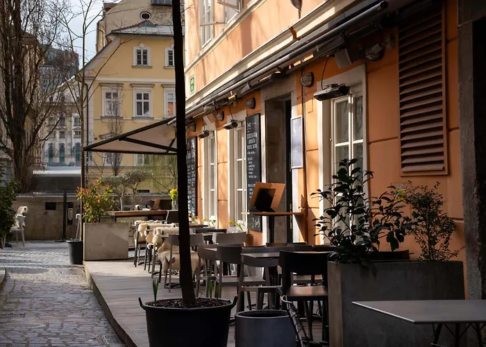 Vander Urbani Resort - A Member Of Design Hotels Laibach