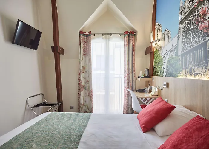 Hotel Beaugrenelle St-Charles Tour Eiffel Paris