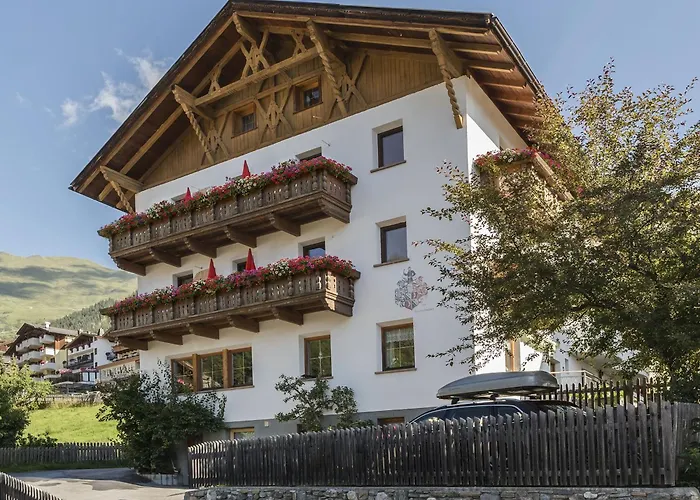 Hotel Haus Alpenrose Serfaus